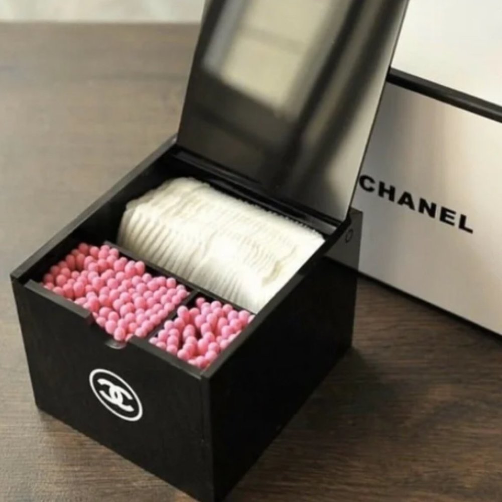 CHANEL Cosmetic Organizer Storage Vanity Case
